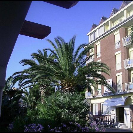 Hotel La Perla Cupra Marittima Kültér fotó