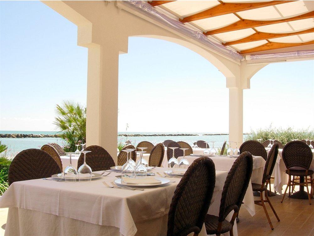 Hotel La Perla Cupra Marittima Kültér fotó